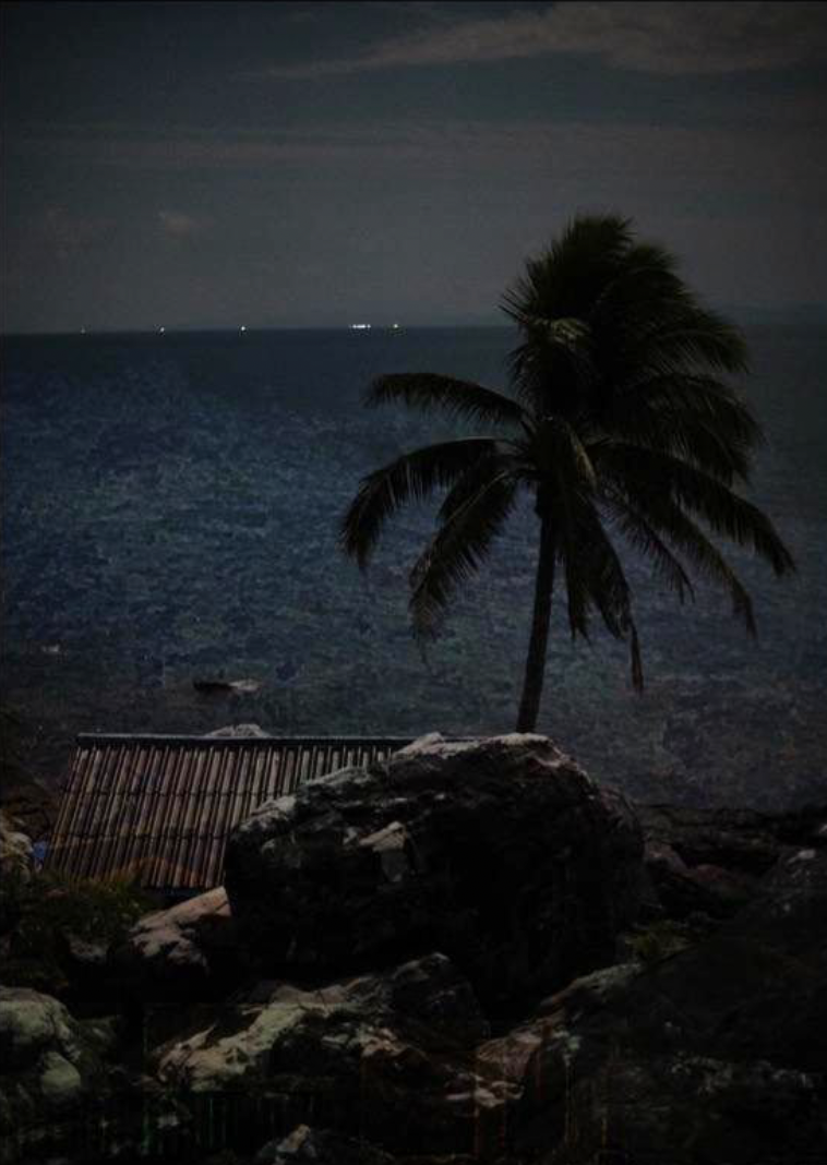 TO LEAVE, TO STAY